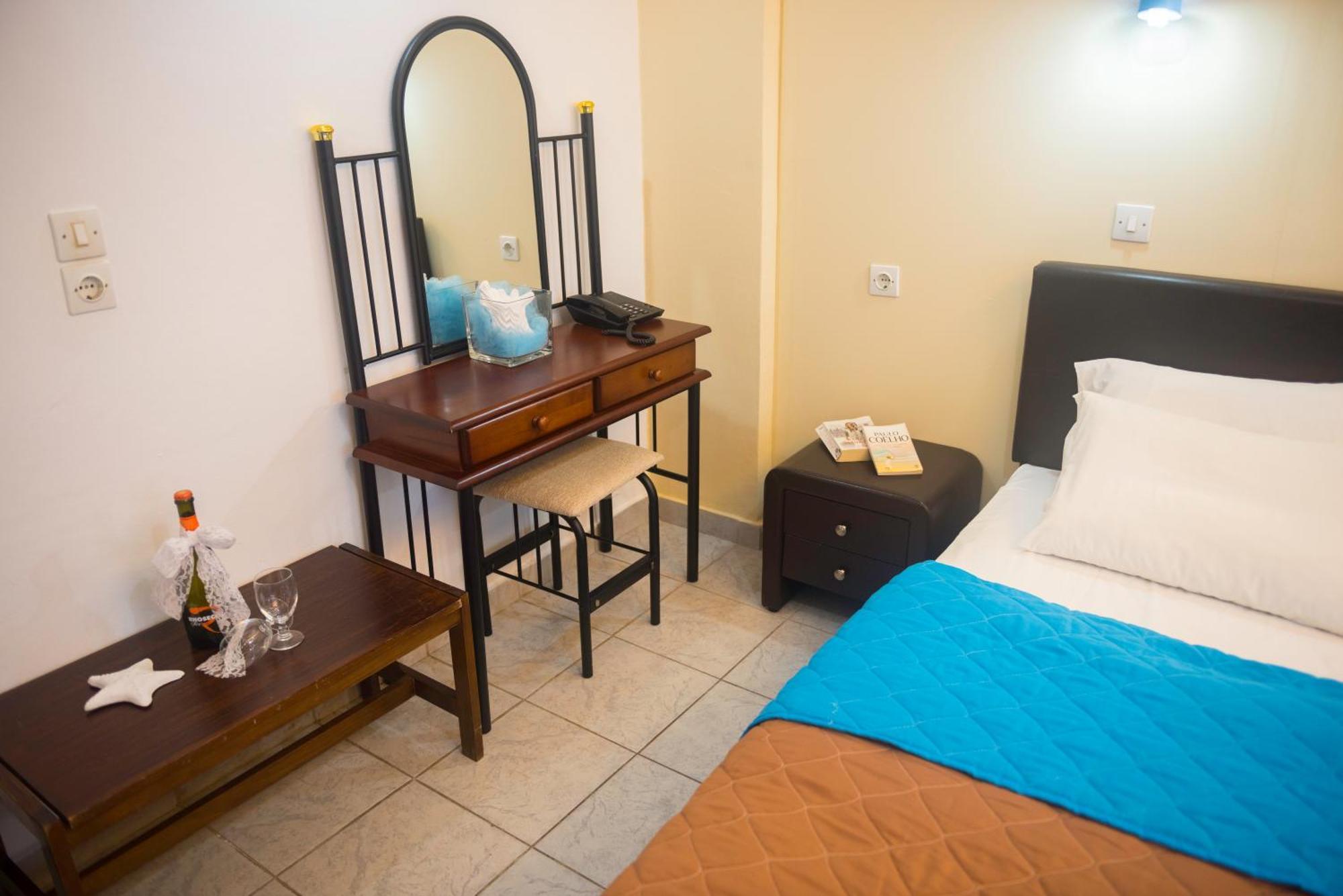 Antonios Hotel Faliraki Værelse billede